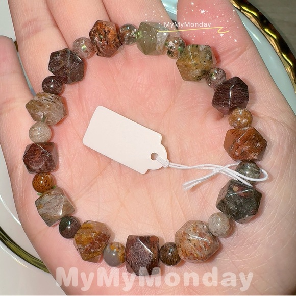 Four Season Phantom Bracelet 9mm - Picture 2 of 3